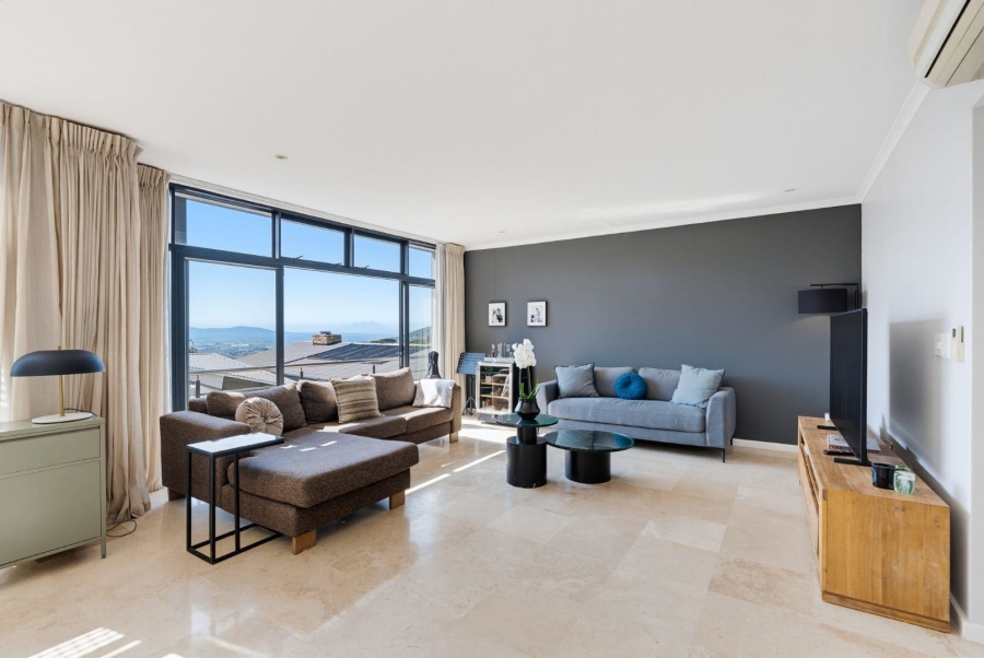 3 Bedroom Property for Sale in Higgovale Western Cape